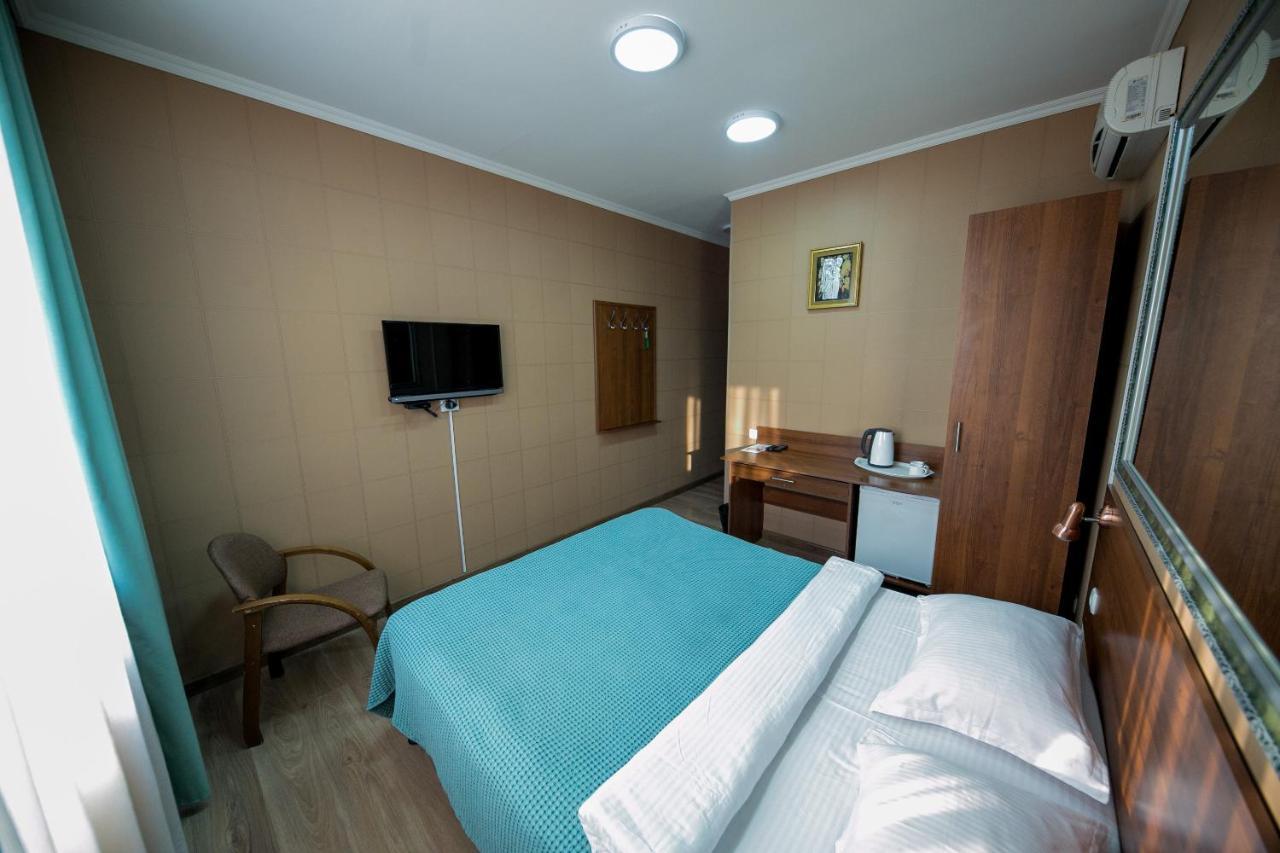 Hotel Flagman Μπισκέκ Εξωτερικό φωτογραφία