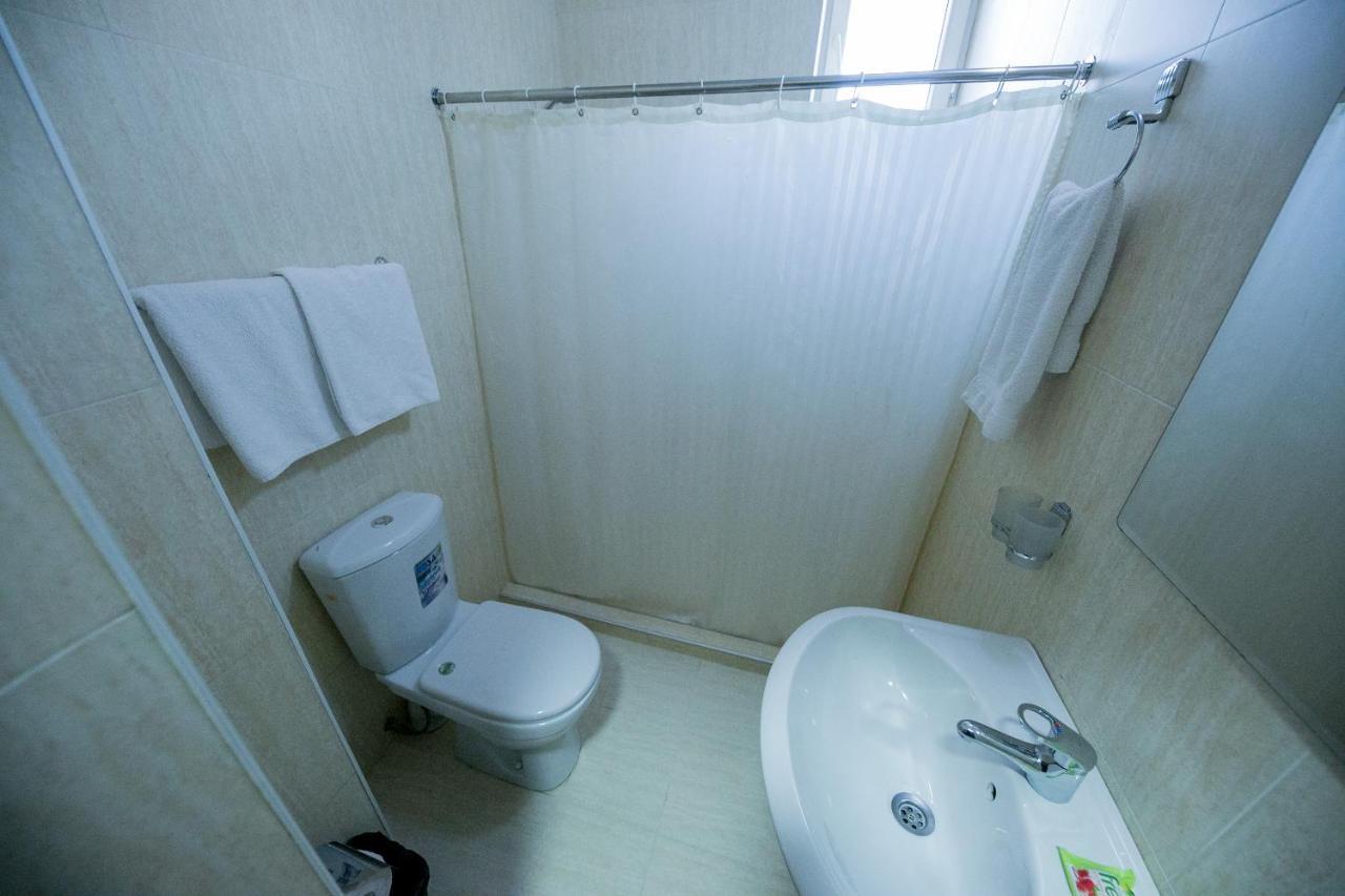 Hotel Flagman Μπισκέκ Δωμάτιο φωτογραφία
