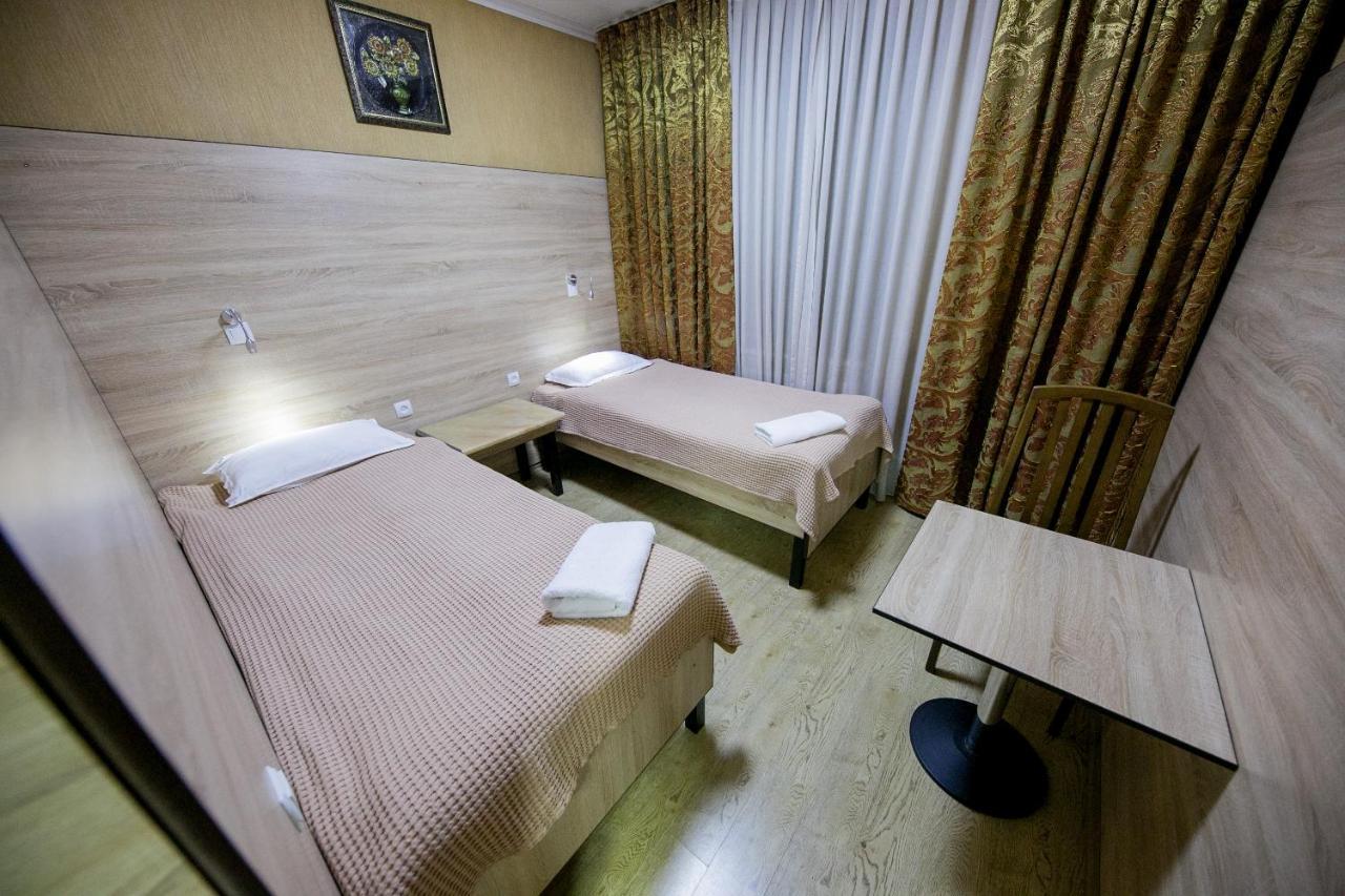 Hotel Flagman Μπισκέκ Εξωτερικό φωτογραφία