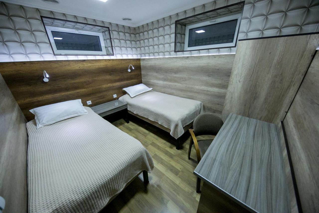 Hotel Flagman Μπισκέκ Εξωτερικό φωτογραφία