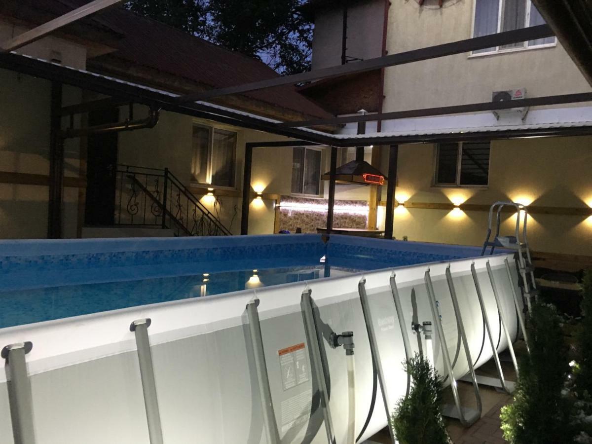 Hotel Flagman Μπισκέκ Εξωτερικό φωτογραφία